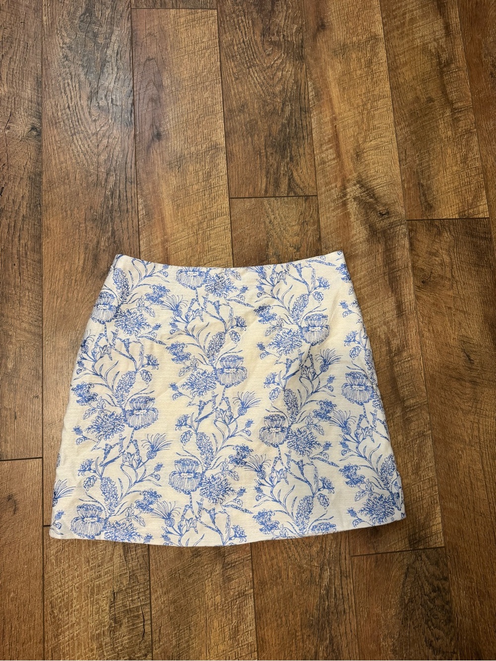 THML White Mini Skirt with Blue Floral Toile